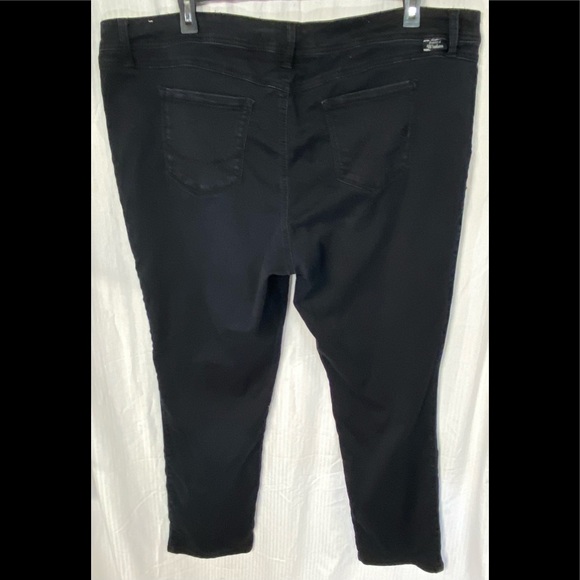 Source of Wisdom London Skinny Jeans - Picture 2 of 3